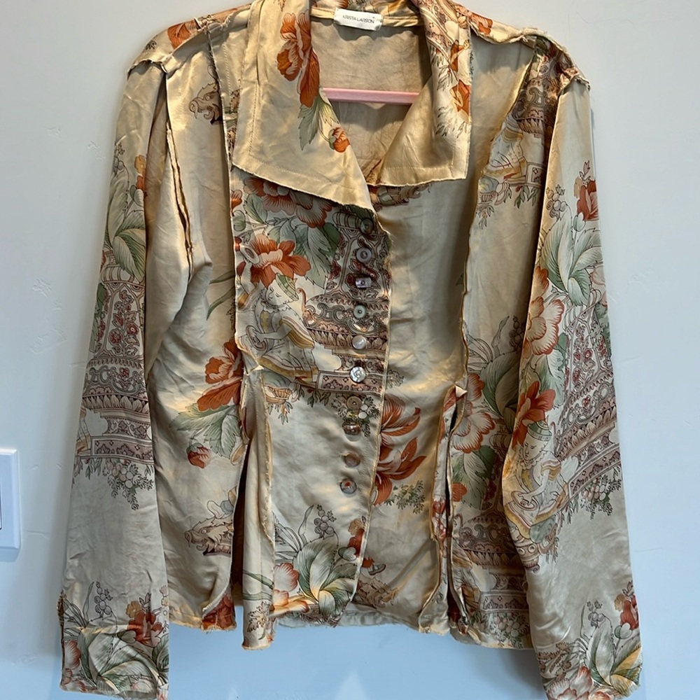 KRISTA LARSON 100% Silk Jacket